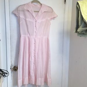 Baby pink vintage dress with small tare